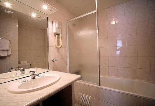Marciano Hotel Gare Du Nord Париж Стая снимка