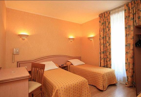 Marciano Hotel Gare Du Nord Париж Стая снимка